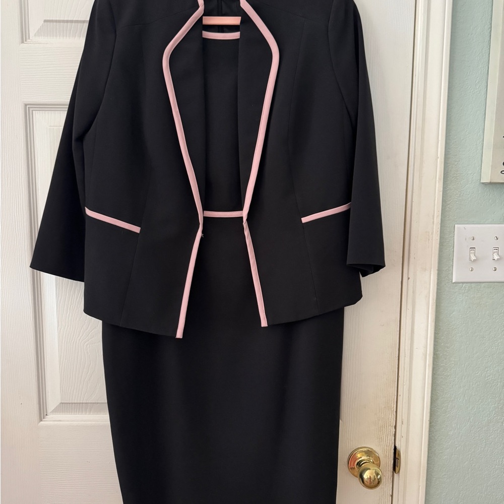 Black Label Evan Picone Suit - Dress & Jacket Set